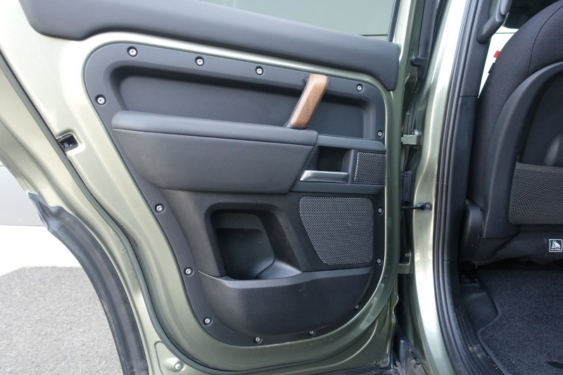 Used Land Rover Defender 2023 for sale - 77965418: Photo 64