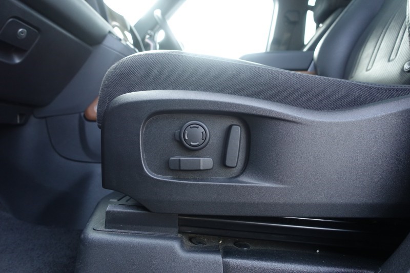 Used Land Rover Defender 2023 for sale - 77965418: Photo 69