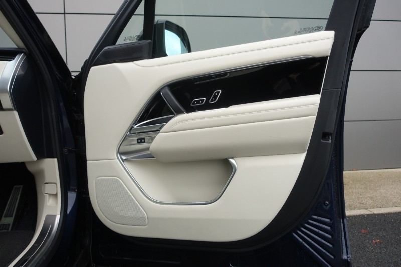 Used Land Rover Range Rover 2022 for sale - 77718128: Photo 44