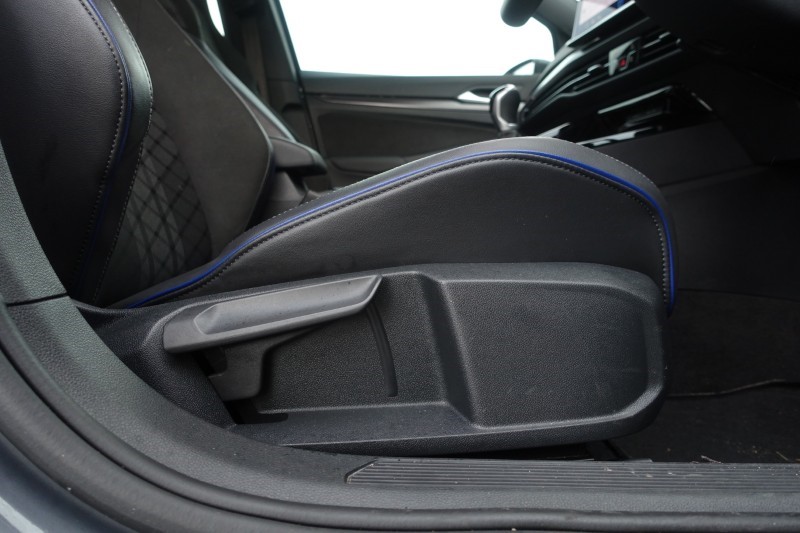 Used Volkswagen Golf 2024 for sale - 77248094: Photo 41