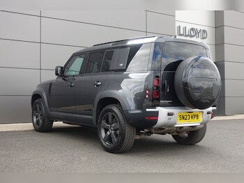 Used Land Rover Defender 2023 for sale - 78344081: Photo