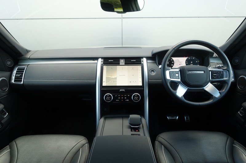 Used Land Rover Discovery 2023 for sale - 78077670: Photo 9