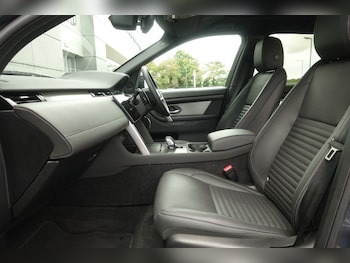 Used Land Rover Discovery Sport 2025 for sale - 79571907: Photo