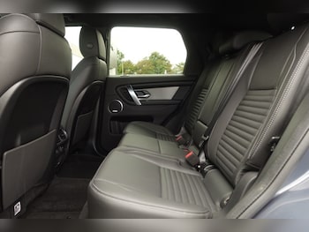 Used Land Rover Discovery Sport 2025 for sale - 79571907: Photo