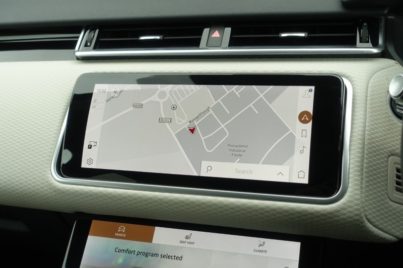 Used Land Rover Range Rover Velar 2022 for sale - 77888371: Photo 11