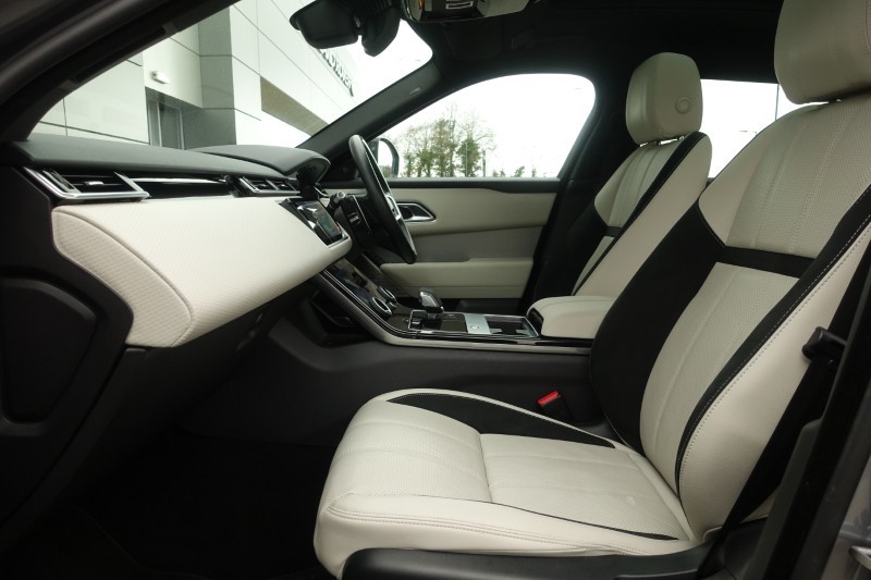 Used Land Rover Range Rover Velar 2022 for sale - 77888371: Photo 3