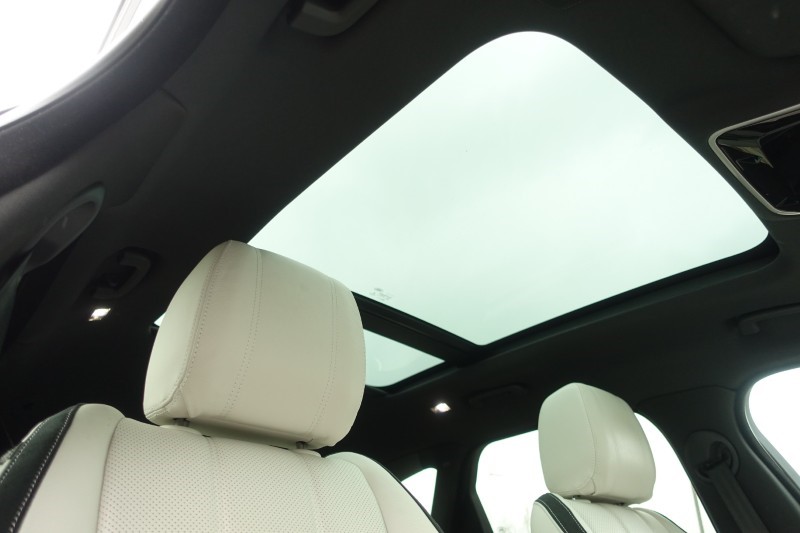 Used Land Rover Range Rover Velar 2022 for sale - 77888371: Photo 47