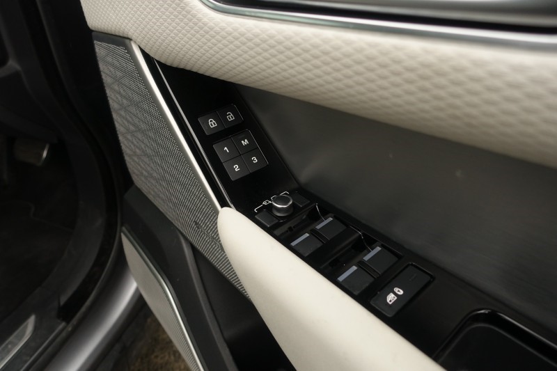 Used Land Rover Range Rover Velar 2022 for sale - 77888371: Photo 52