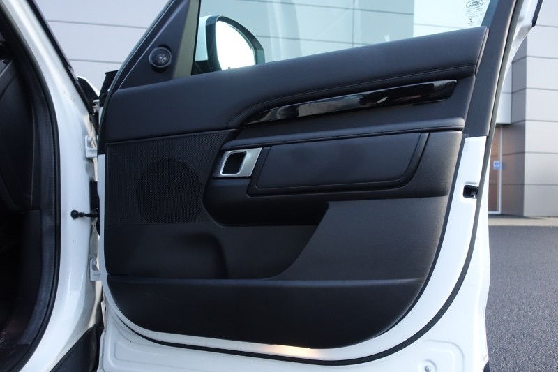 Used Land Rover Discovery 2022 for sale - 77258418: Photo 47