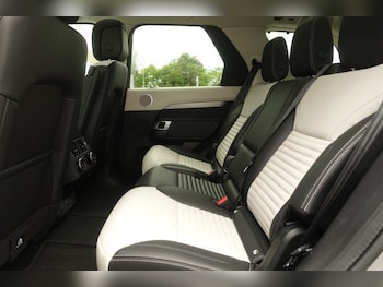 Used Land Rover Discovery 2025 for sale - 78667211: Photo