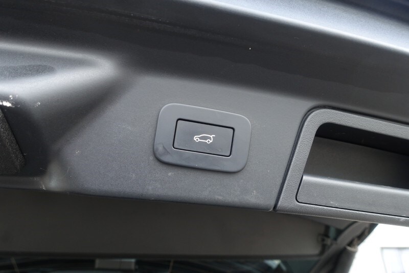 Used Land Rover Range Rover Velar 2023 for sale - 77903448: Photo 34