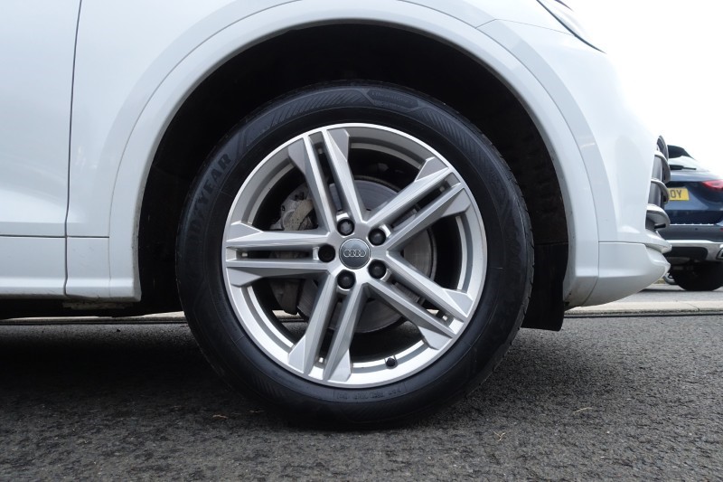 Used Audi Q5 2020 for sale - 76982327: Photo 9