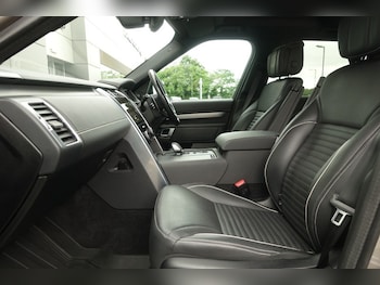 Used Land Rover Discovery 2022 for sale - 79087901: Photo