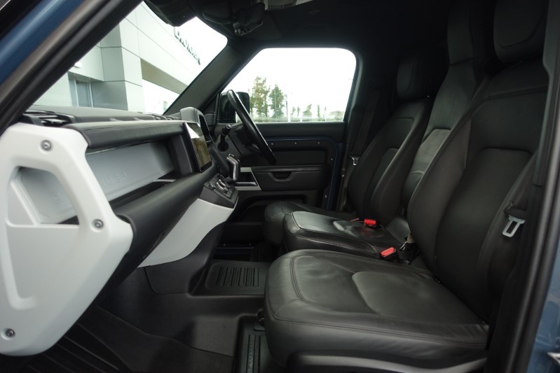 Used Land Rover Defender 2022 for sale - 78014747: Photo 3