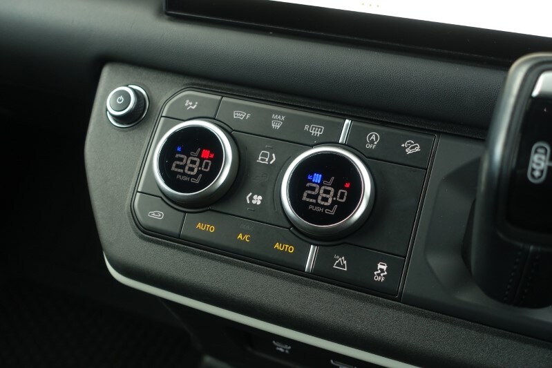 Used Land Rover Defender 2022 for sale - 78014747: Photo 34