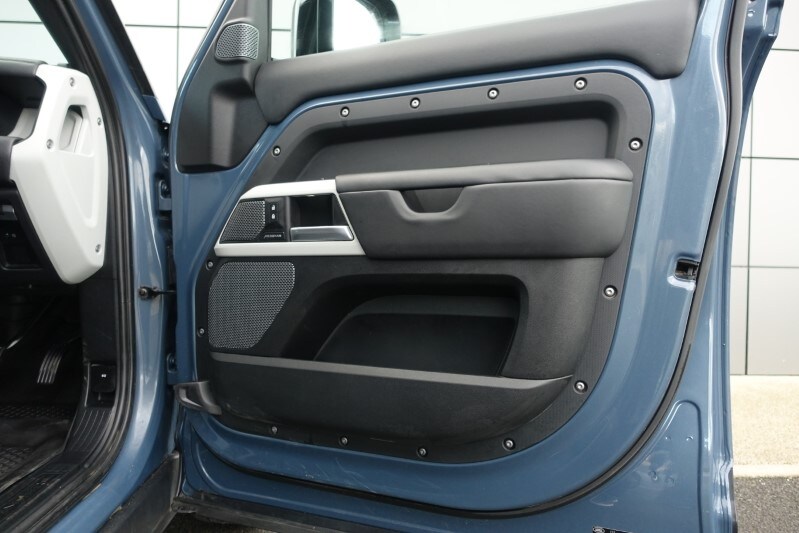 Used Land Rover Defender 2022 for sale - 78014747: Photo 37