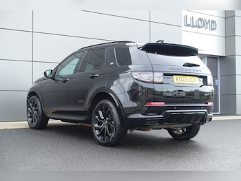 Used Land Rover Discovery Sport 2023 for sale - 76981295: Photo