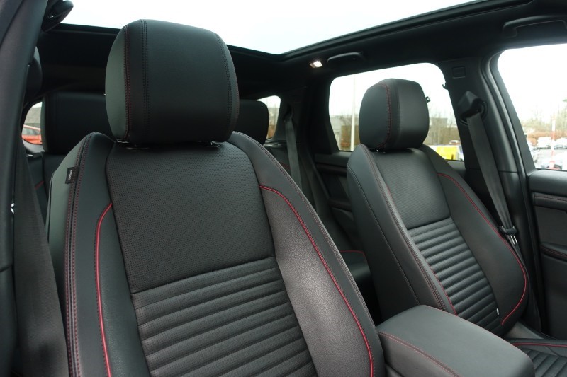 Used Land Rover Discovery Sport 2023 for sale - 76981295: Photo 44