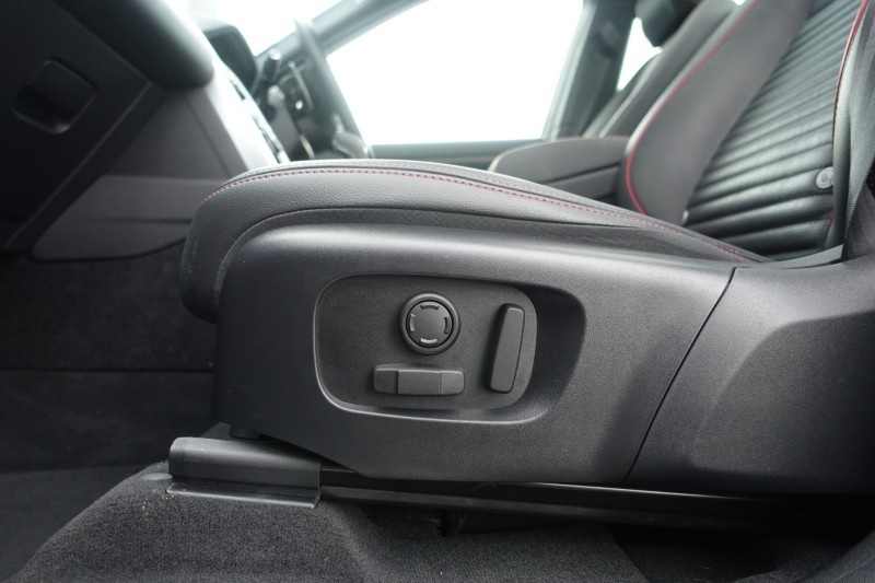 Used Land Rover Discovery Sport 2023 for sale - 76981295: Photo 58