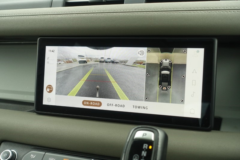 Used Land Rover Defender 2022 for sale - 77690970: Photo 12