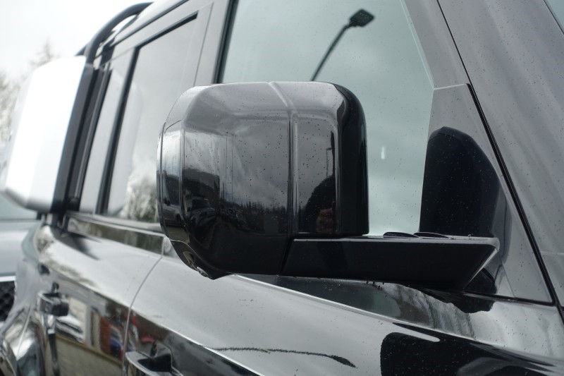 Used Land Rover Defender 2022 for sale - 77690970: Photo 22