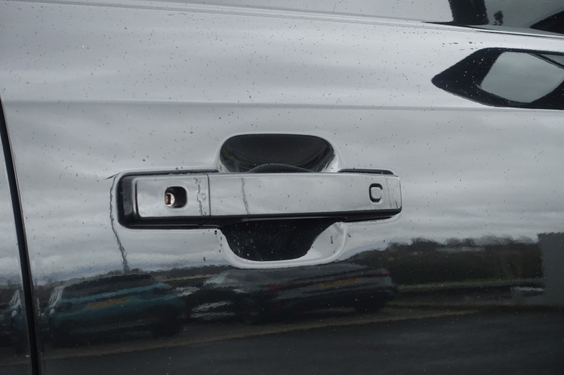 Used Land Rover Defender 2022 for sale - 77690970: Photo 23