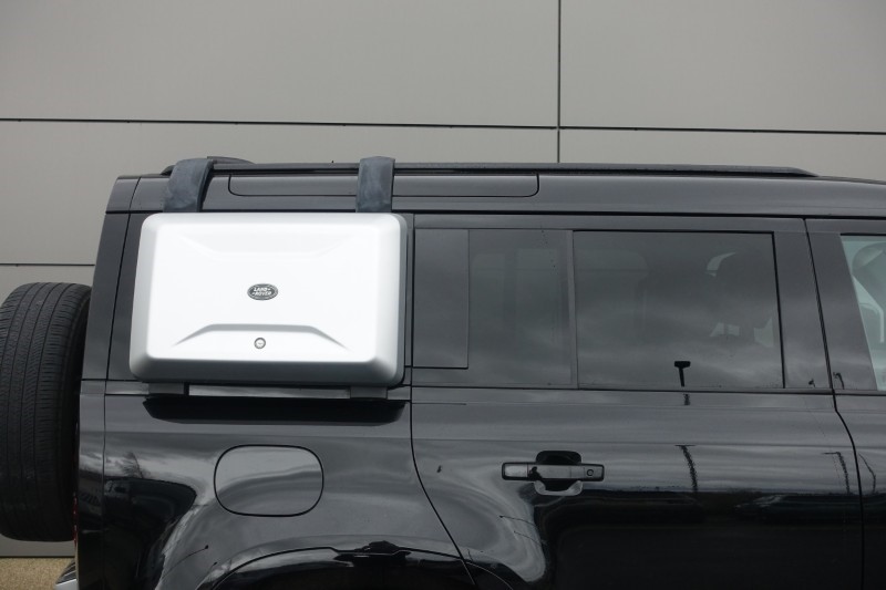 Used Land Rover Defender 2022 for sale - 77690970: Photo 24