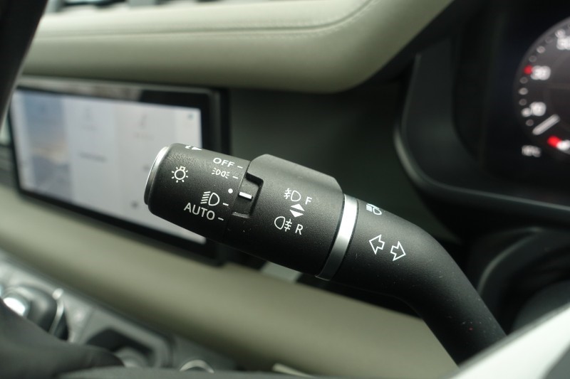 Used Land Rover Defender 2022 for sale - 77690970: Photo 36