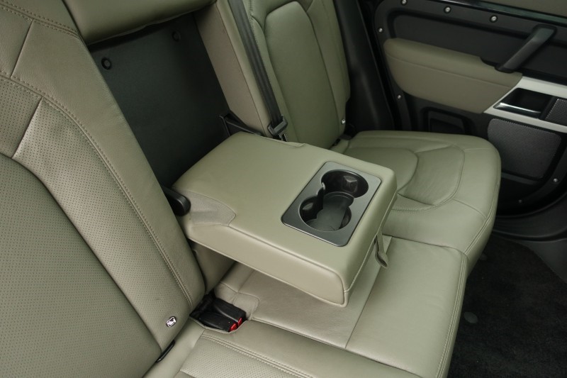 Used Land Rover Defender 2022 for sale - 77690970: Photo 59