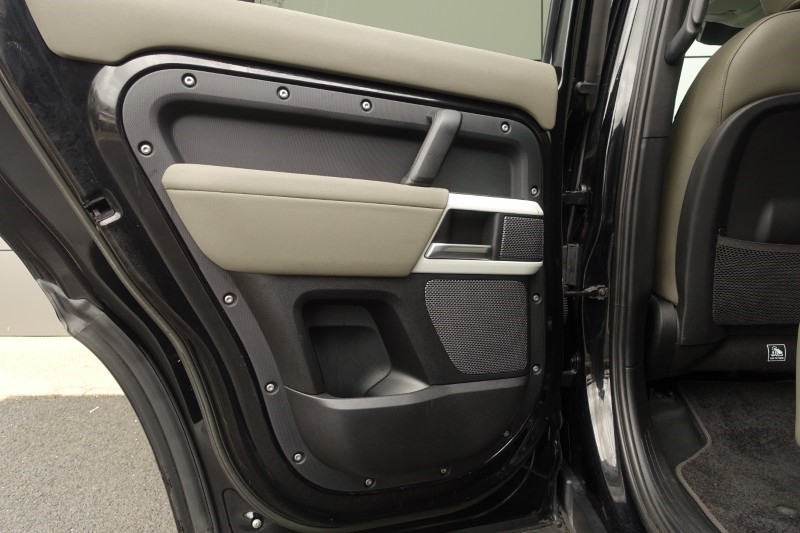 Used Land Rover Defender 2022 for sale - 77690970: Photo 60