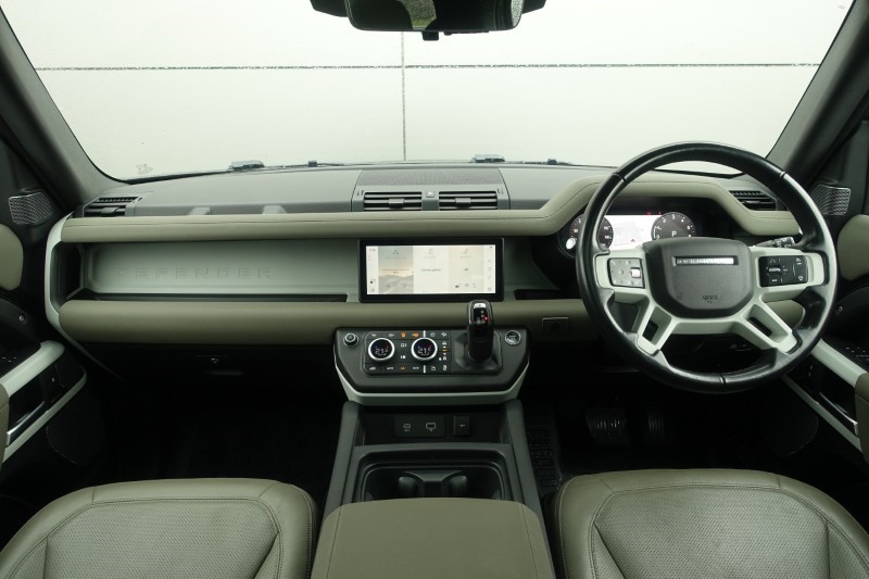Used Land Rover Defender 2022 for sale - 77690970: Photo 9