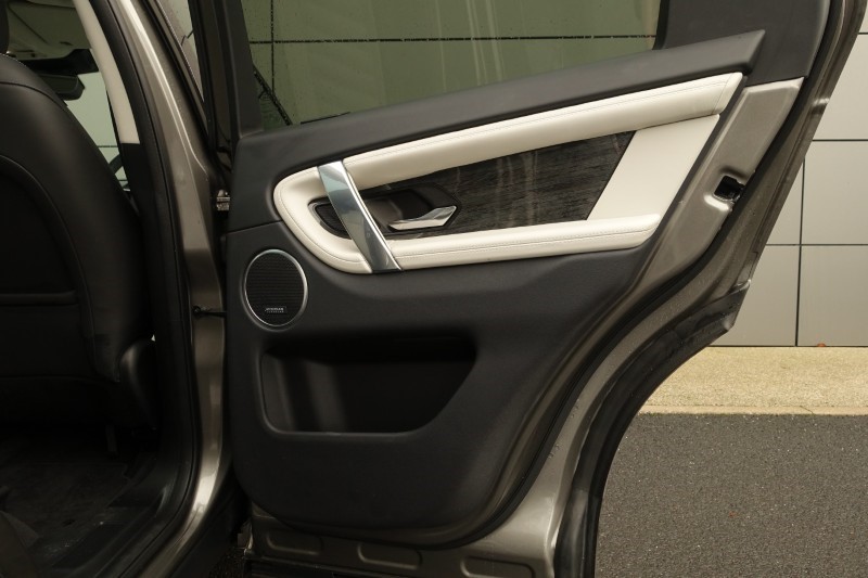 Used Land Rover Discovery Sport 2022 for sale - 76982169: Photo 50