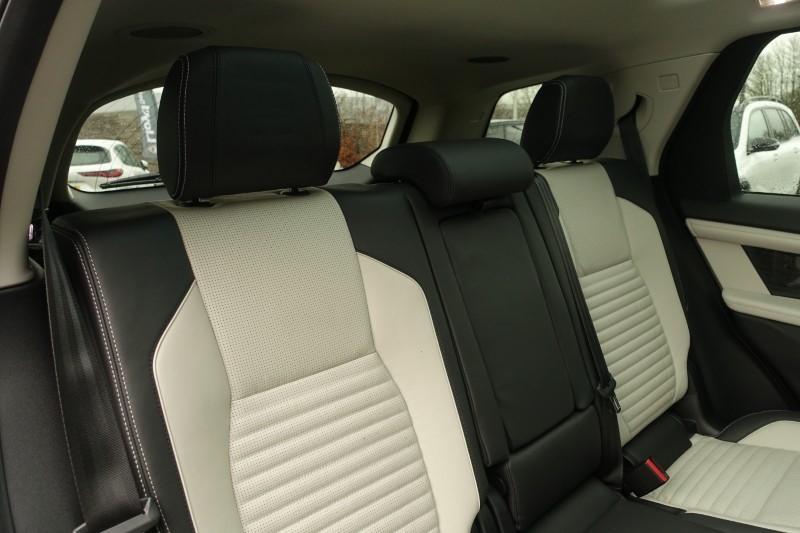 Used Land Rover Discovery Sport 2022 for sale - 76982169: Photo 52