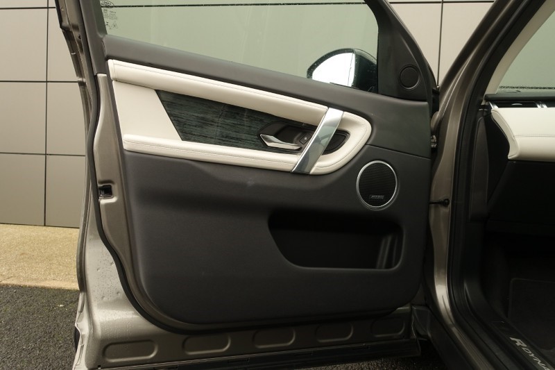 Used Land Rover Discovery Sport 2022 for sale - 76982169: Photo 57