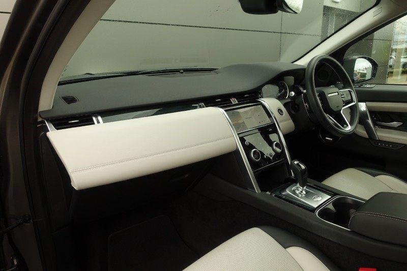 Used Land Rover Discovery Sport 2022 for sale - 76982169: Photo 58