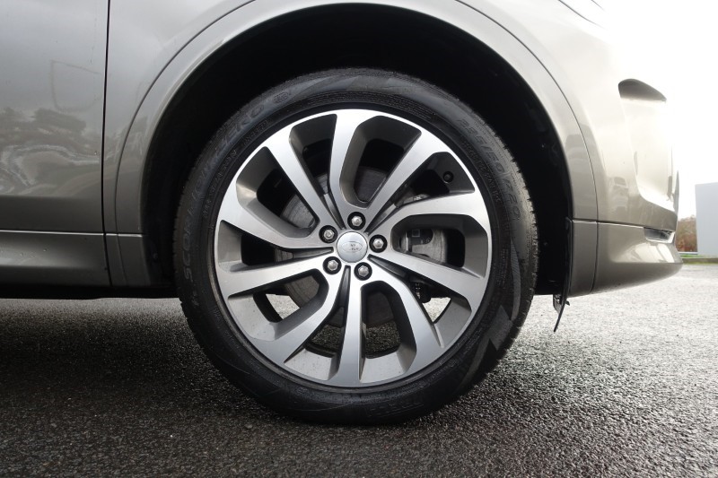 Used Land Rover Discovery Sport 2022 for sale - 76982169: Photo 8