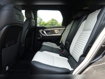 Used Land Rover Discovery Sport 2025 for sale - 79263920: Photo