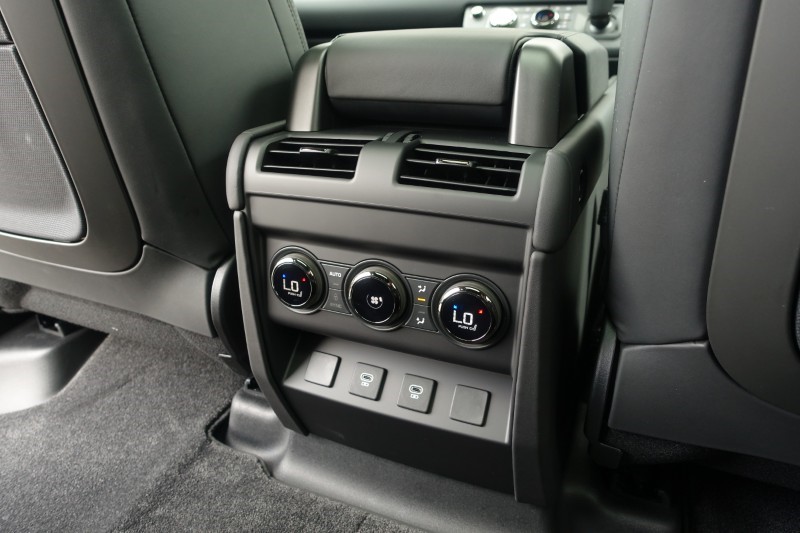 Used Land Rover Defender 2026 for sale - 77965405: Photo 18