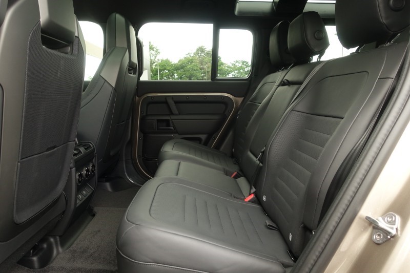 Used Land Rover Defender 2026 for sale - 77965405: Photo 4