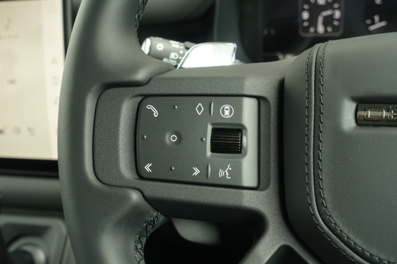 Used Land Rover Defender 2026 for sale - 77965405: Photo 43