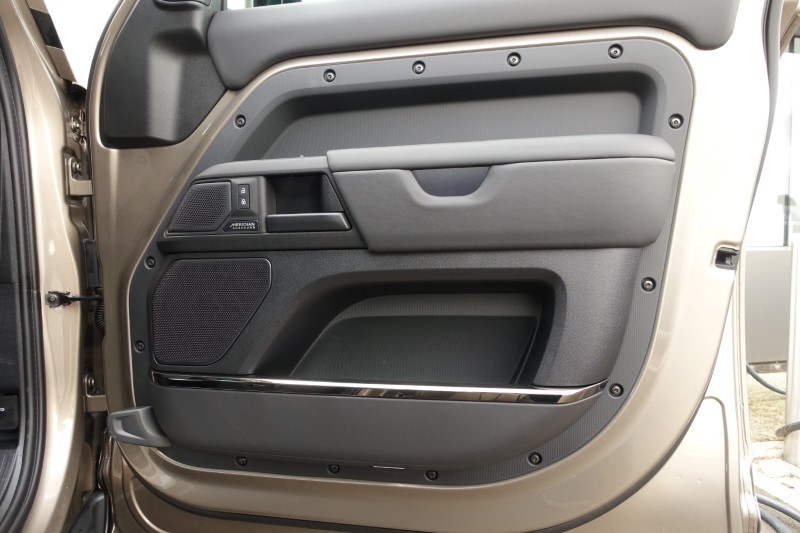 Used Land Rover Defender 2026 for sale - 77965405: Photo 65