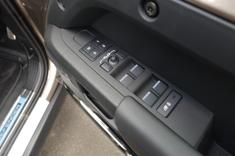 Used Land Rover Defender 2026 for sale - 77965405: Photo 67