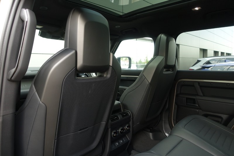Used Land Rover Defender 2026 for sale - 77965405: Photo 74