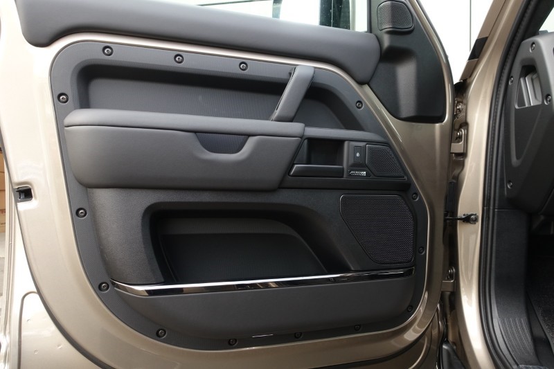 Used Land Rover Defender 2026 for sale - 77965405: Photo 76