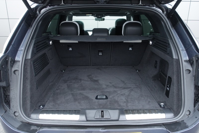 Used Land Rover Range Rover Sport 2024 for sale - 77431285: Photo 10