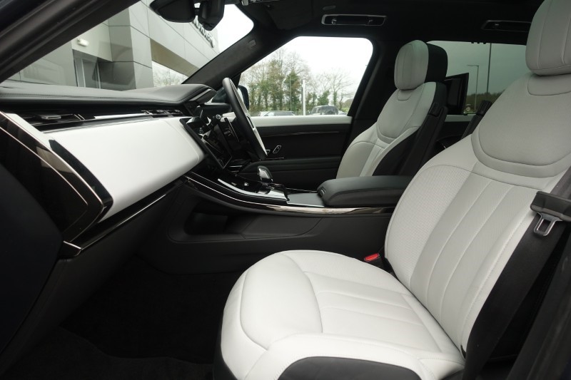 Used Land Rover Range Rover Sport 2024 for sale - 77431285: Photo 3