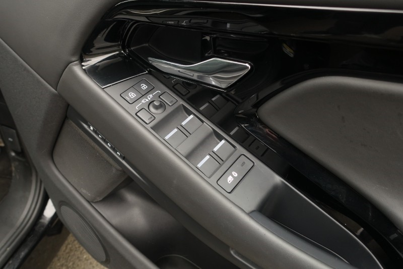 Used Land Rover Range Rover Evoque 2024 for sale - 77945565: Photo 55