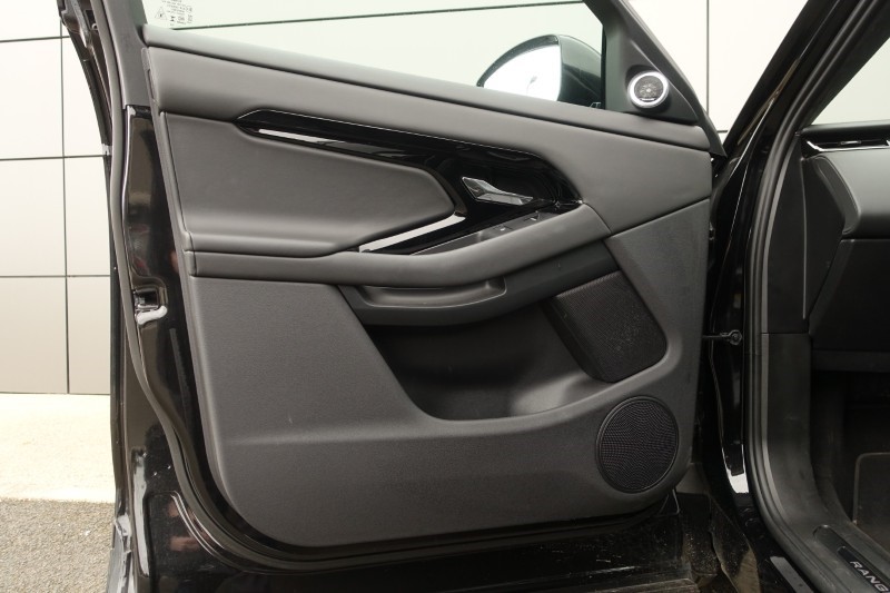 Used Land Rover Range Rover Evoque 2024 for sale - 77945565: Photo 64