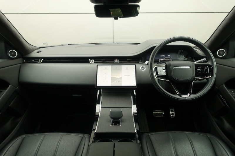 Used Land Rover Range Rover Evoque 2024 for sale - 77945565: Photo 9