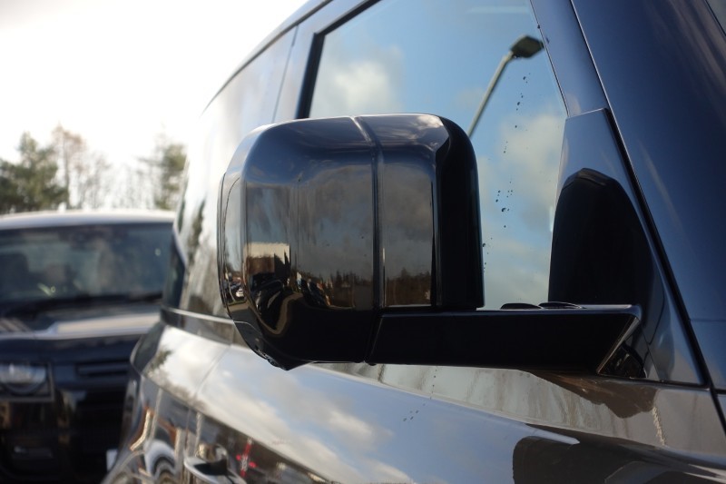 Used Land Rover Defender 2023 for sale - 77888386: Photo 23